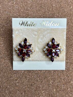 J-430 Vintage White Widow Gold-Tone Floral Stud Earrings Red & Clear Rhinestones